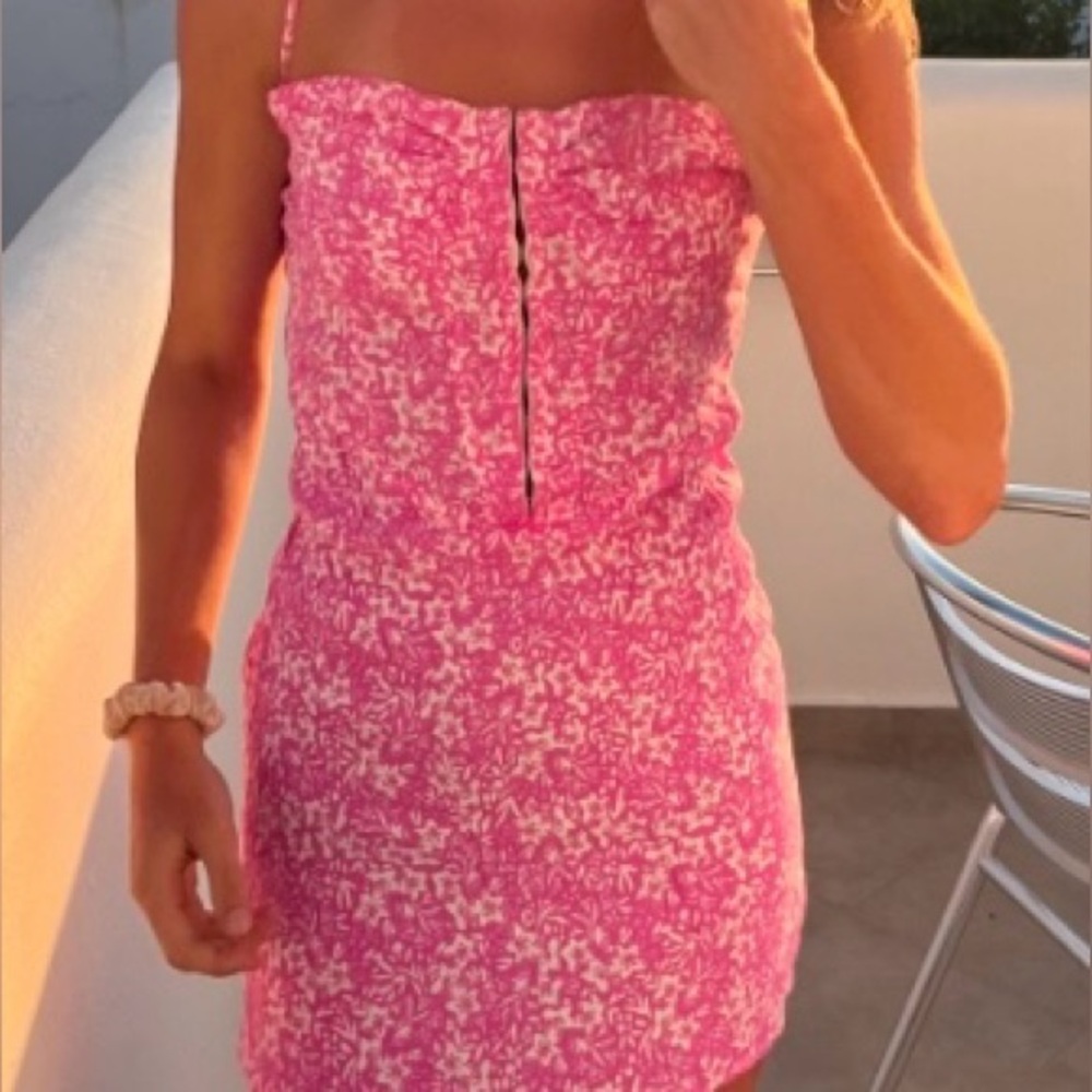 Chic Pink Patterned Mini Dress